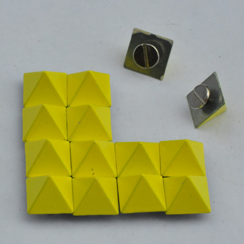 13X9mm Neon Yellow Pyramid Spike