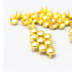 5mm round gold stud